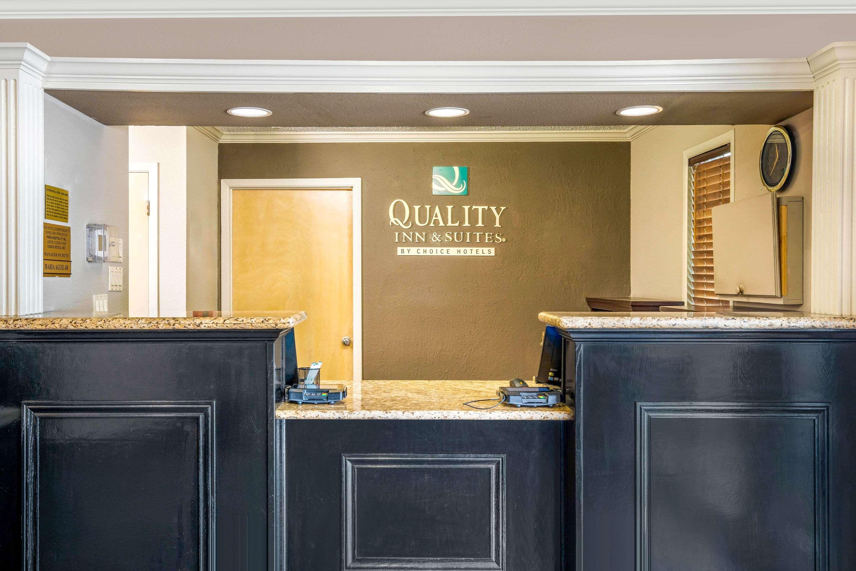 Quality Inn & Suites ウェザーフォード エクステリア 写真